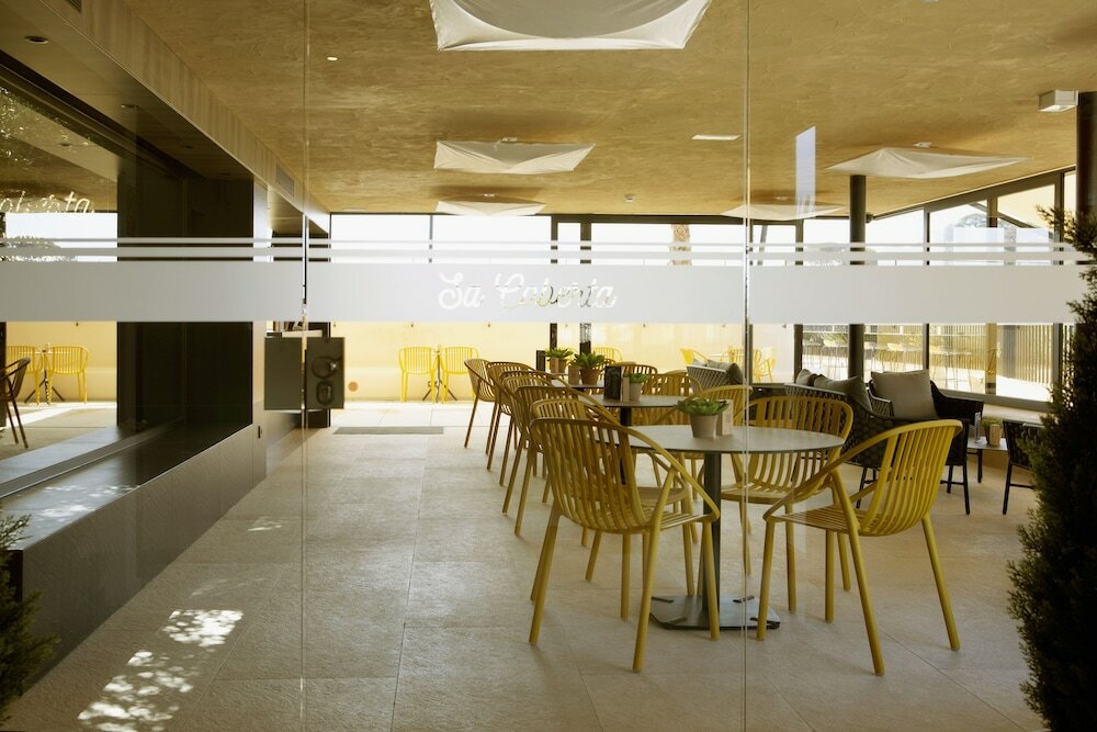 Фото Hotel Delfín