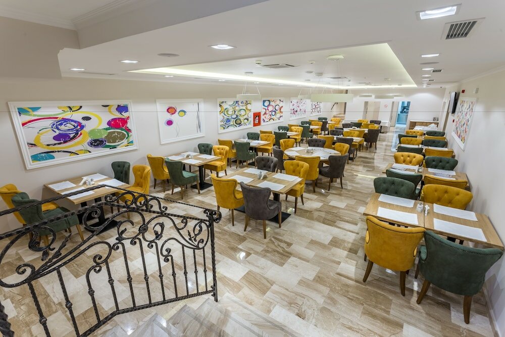 Фото Royal Inn Hotel