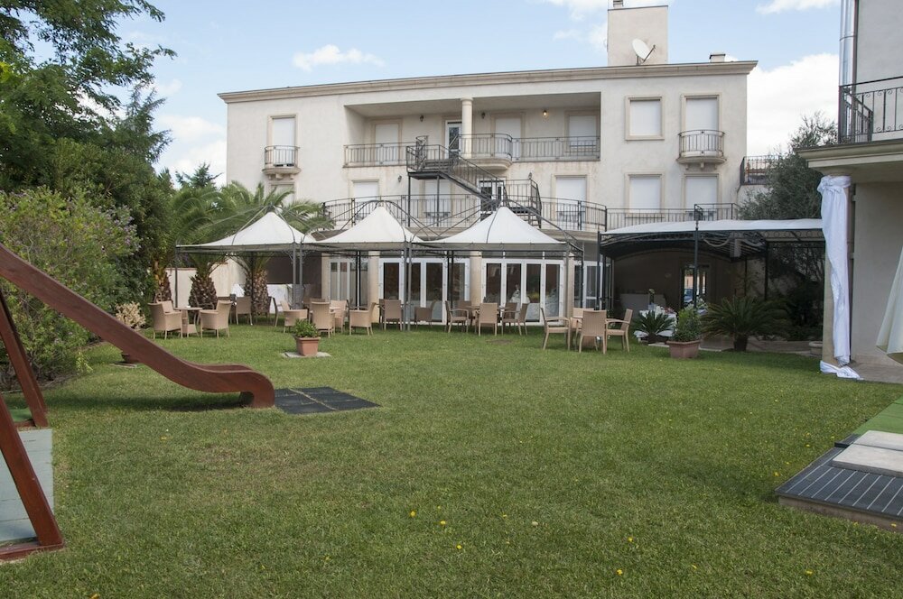 Фото Mariano IV Palace Hotel