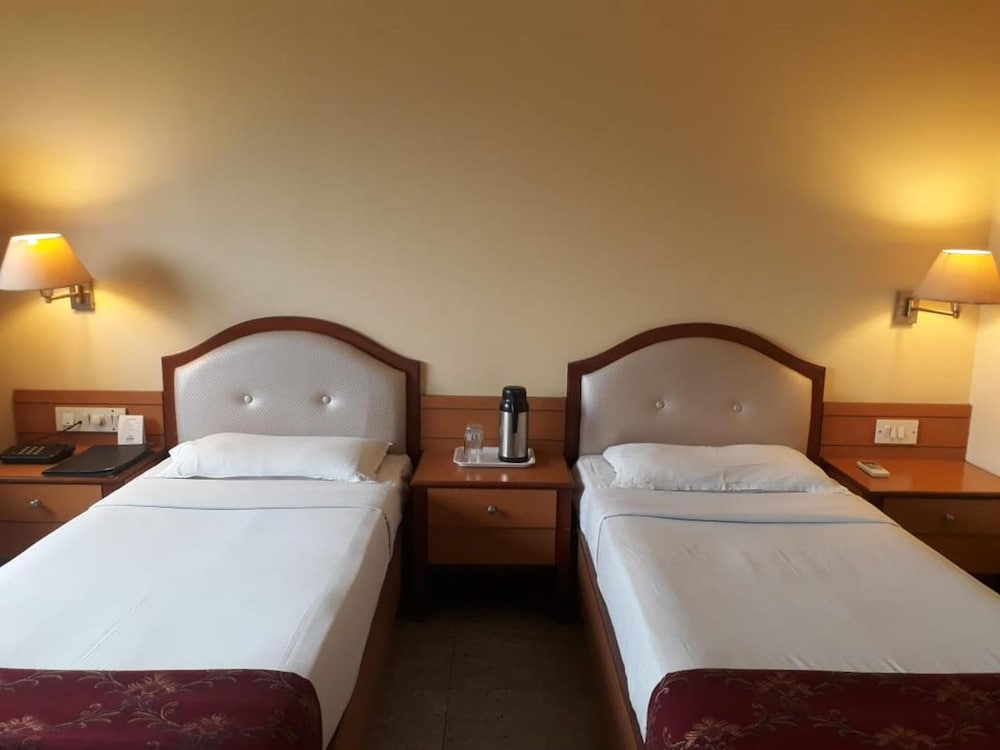 Фото Hotel Samrat