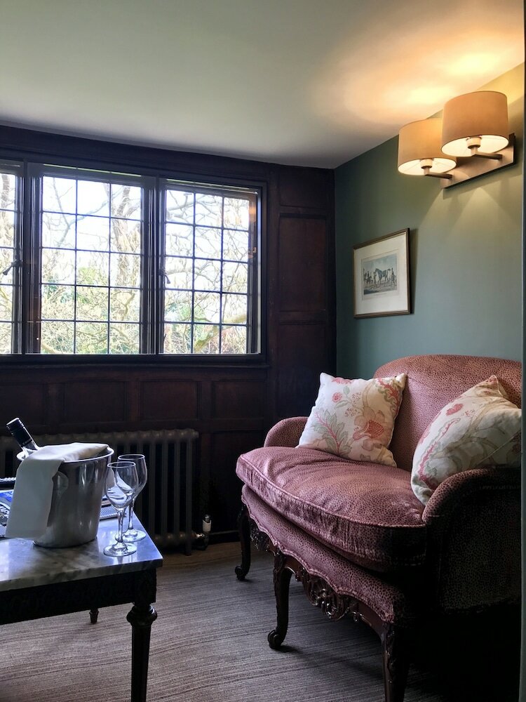 Фото Ockenden Manor Hotel & SPA