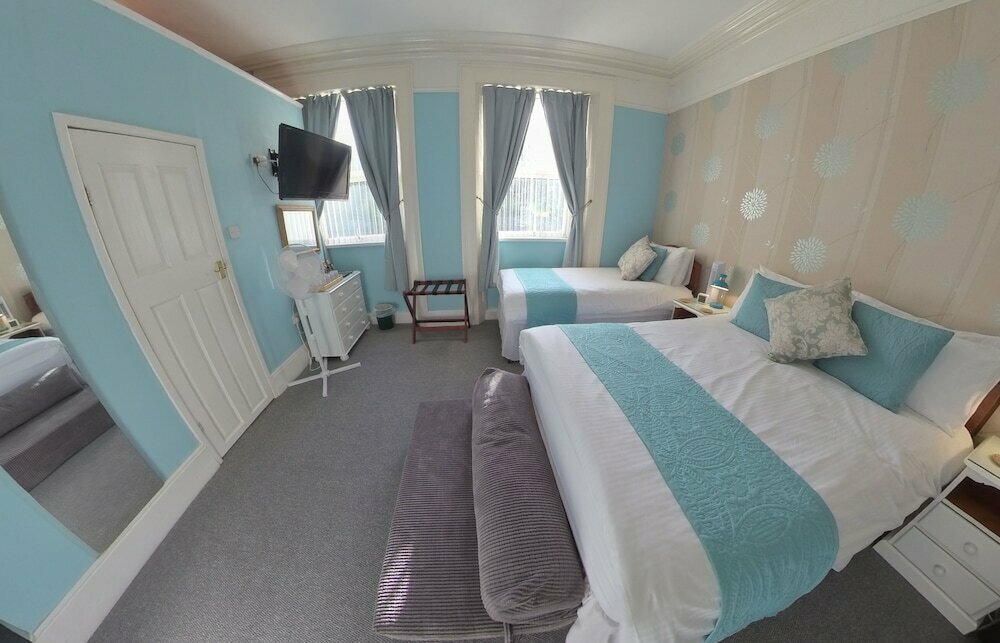 Hotel Ambassador Guest House, Paignton, photo