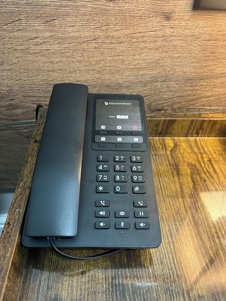 Фото Tudor Court Hotel