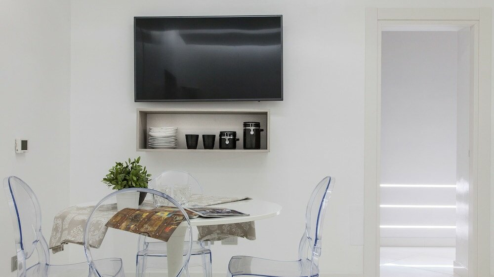 Фото Rental In Rome Piazza Venezia View Luxury Apartment B