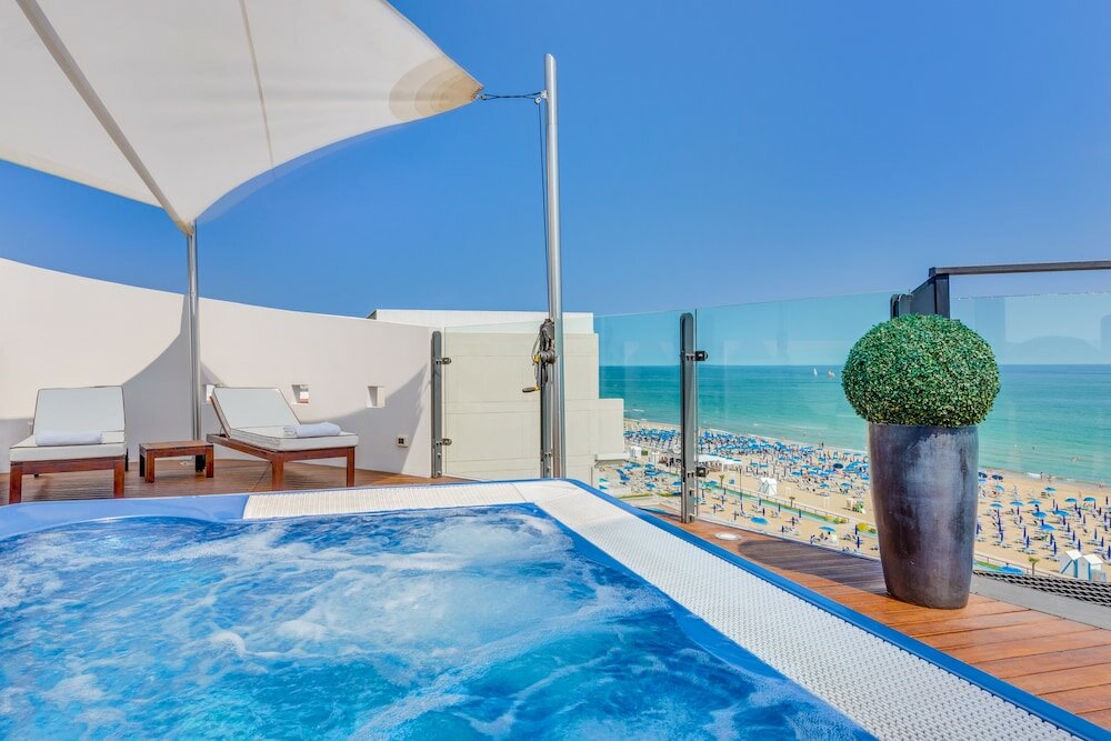 Фото Hotel Mariver