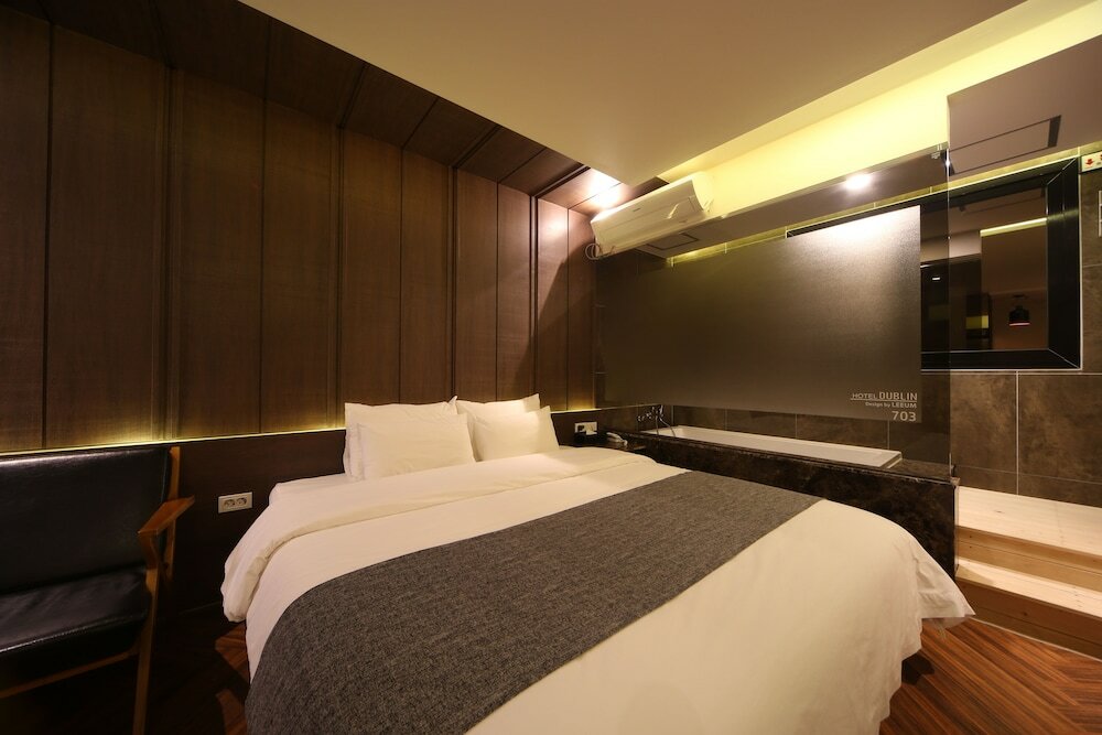 Фото Dublin Hotel