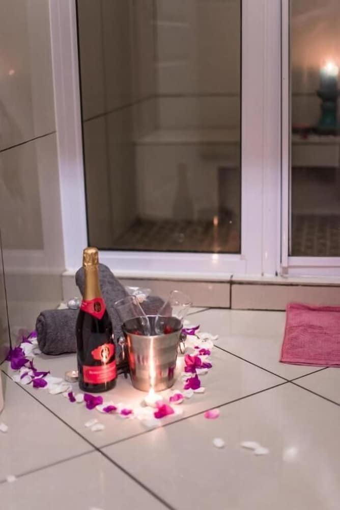 Фото Alveston Manor