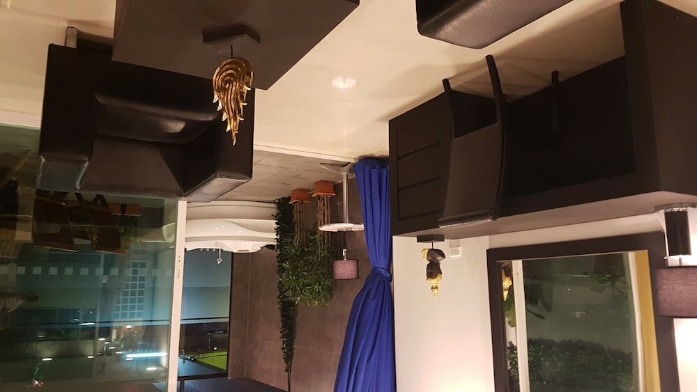 Фото East Suites