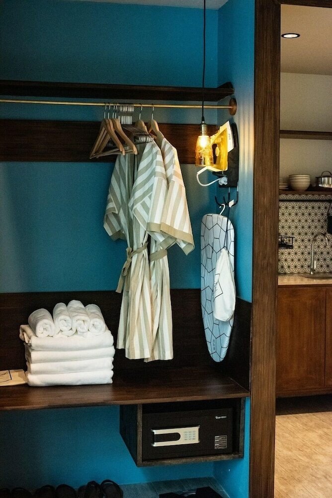 Фото Tints of Blue