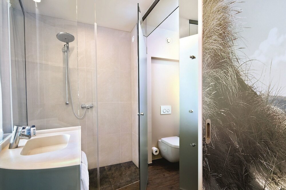 Фото Aja Warnemuende