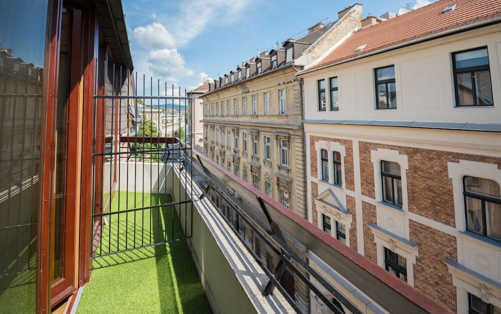 Фото Hotel Orion Várkert