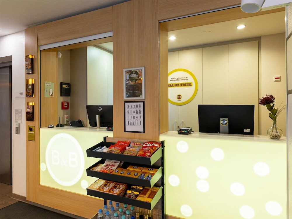 Фото B&b Hotel Düsseldorf-City