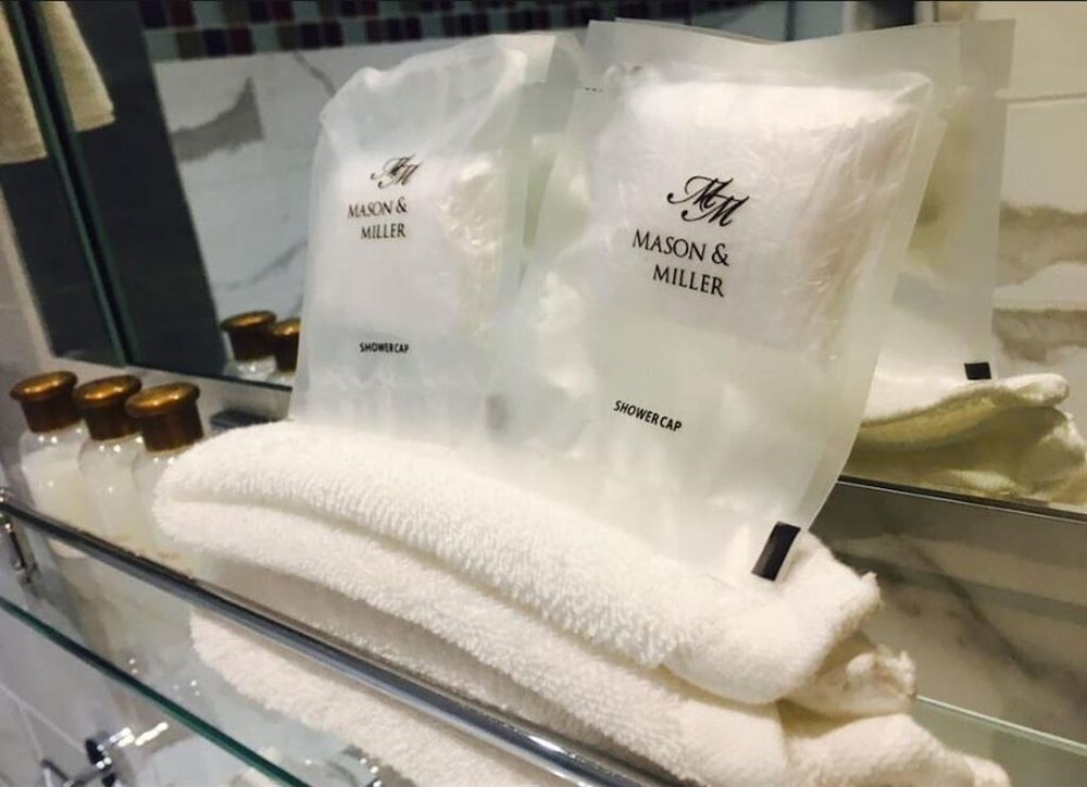 Фото Cheshire Hotel Central London