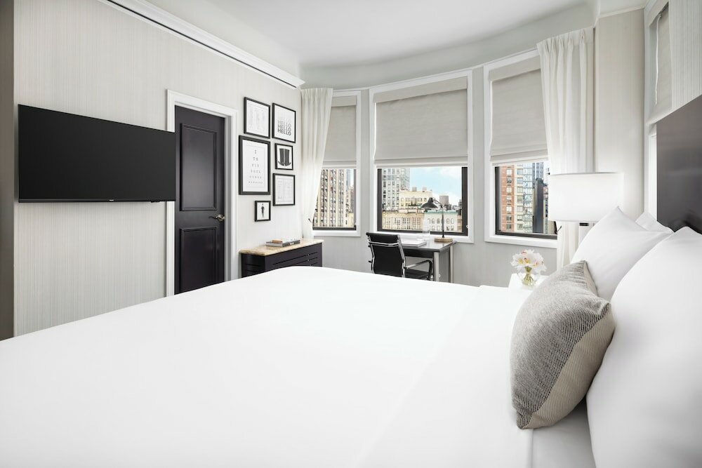 Фото The Gregorian Hotel