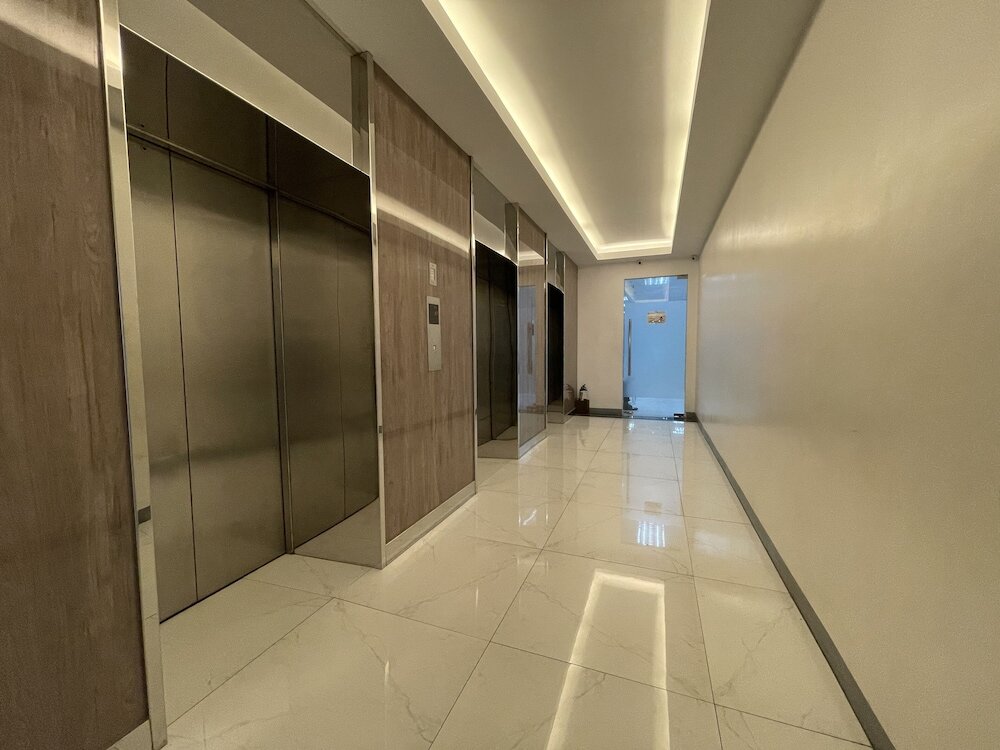 Фото The Golden Peak Hotel & Suites powered by Cocotel