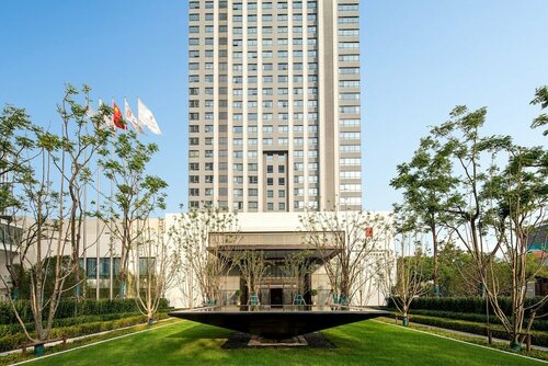 Гостиница HUALUXE Shanghai Changfeng Park by IHG в Шанхае