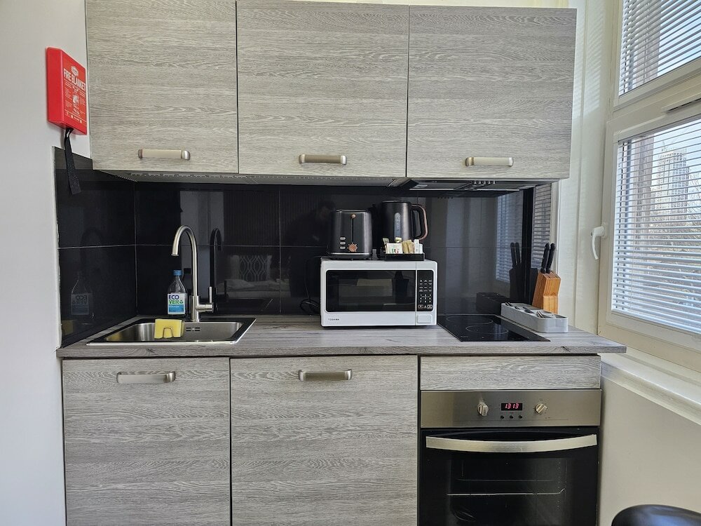 Фото London Stay Apartments