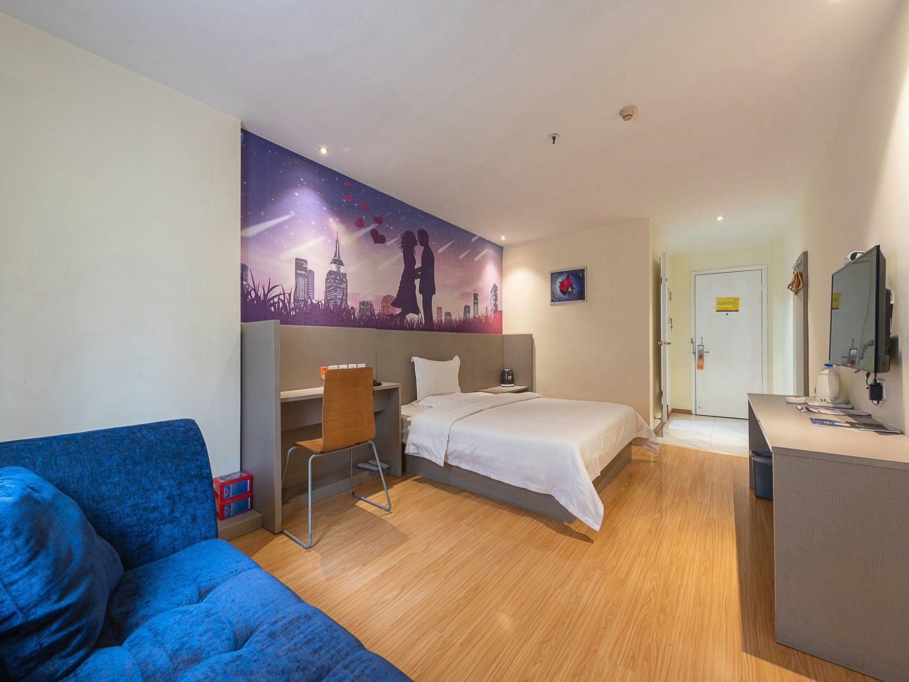 Фото 7 Days Inn Foshan Temple Baihua Squrare Branch