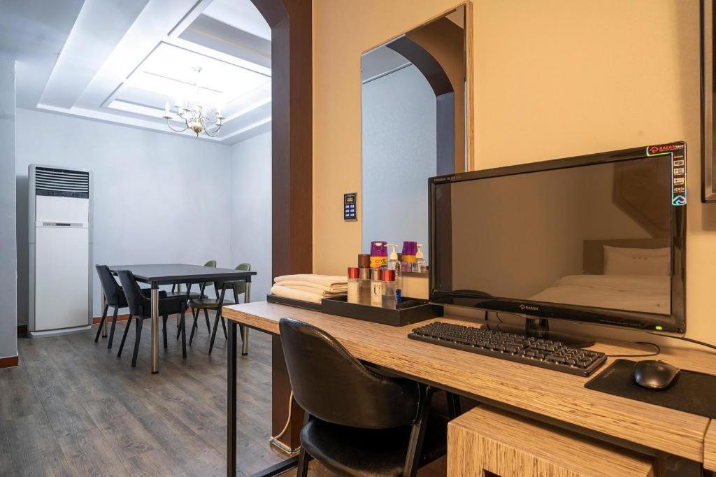 Фото Hotel No. 1