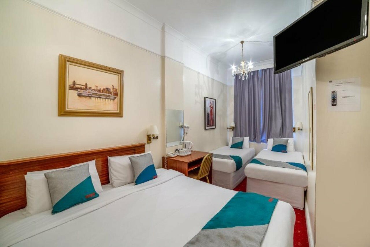 Фото St Georges Hotel Pimlico