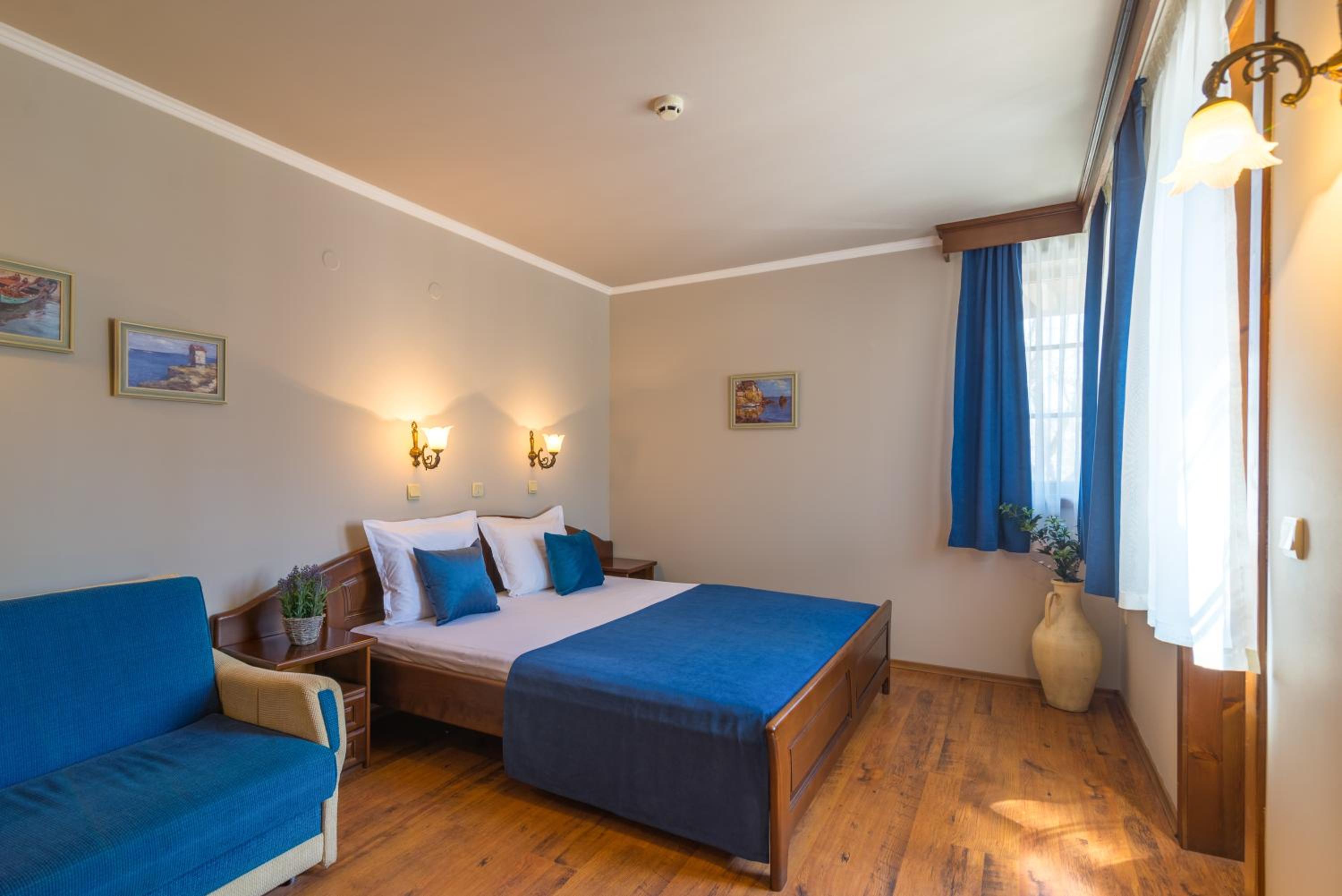 Фото Hotel Izvora