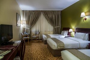 Гостиница Days Inn by Wyndham Hotel Suites Amman