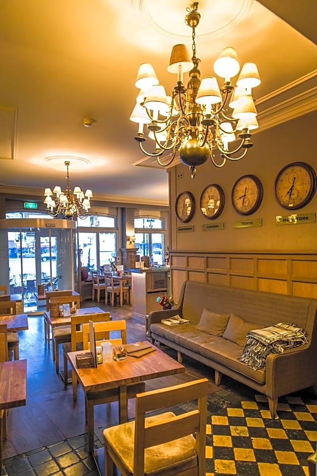 Фото De Limbourg