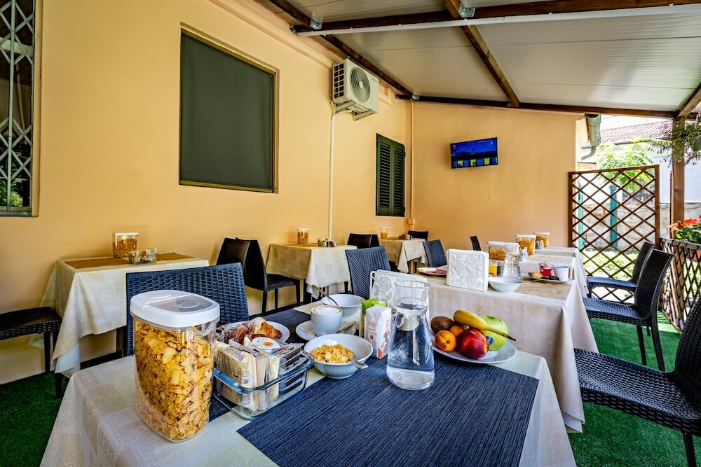 Фото Hotel Minerva