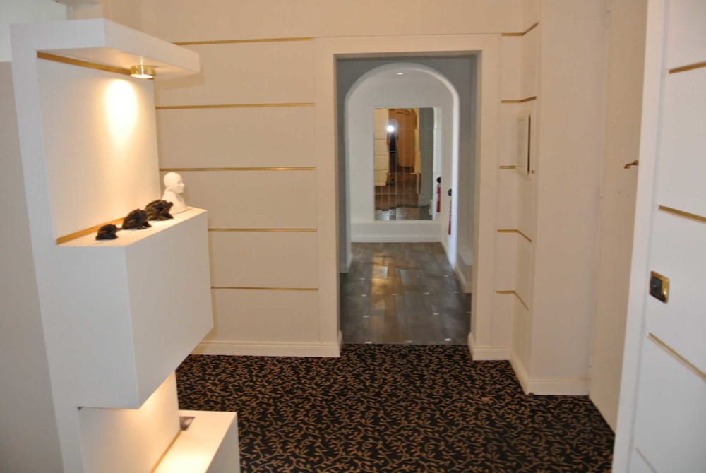 Фото Le Petit Real