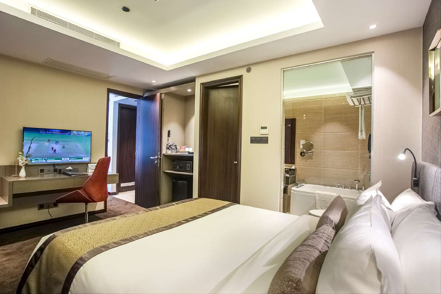 Фото Best Western Plus Maple Leaf