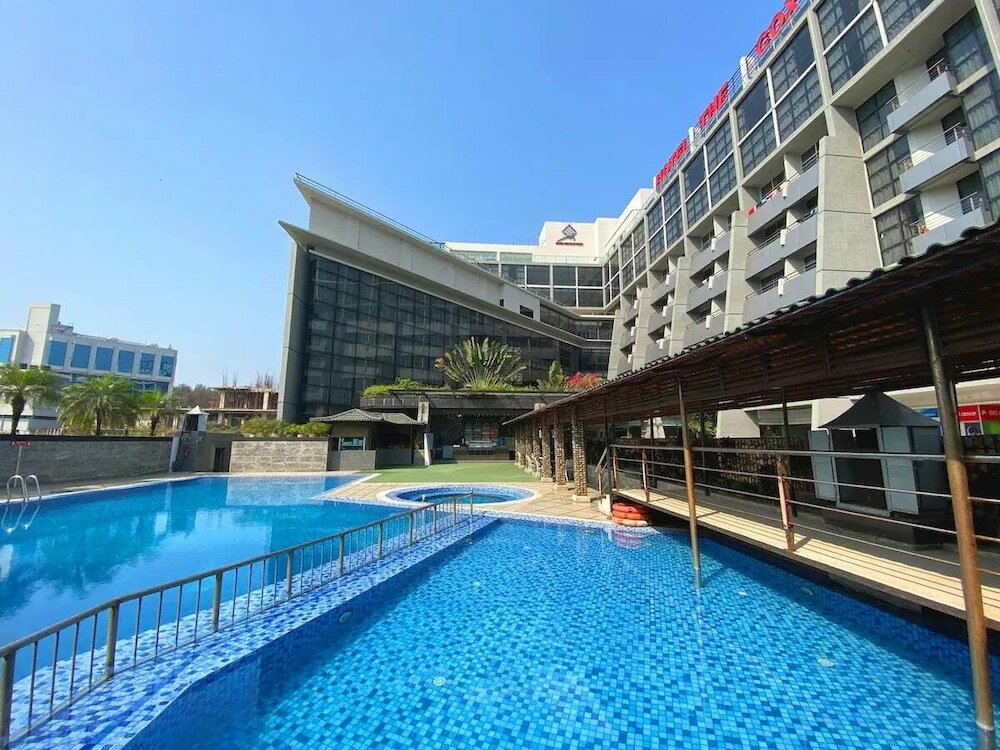 Фото Hotel The Cox Today