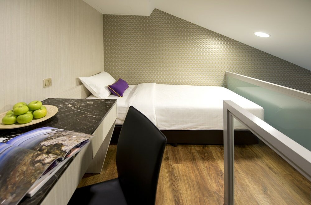 Фото V Hotel Bencoolen