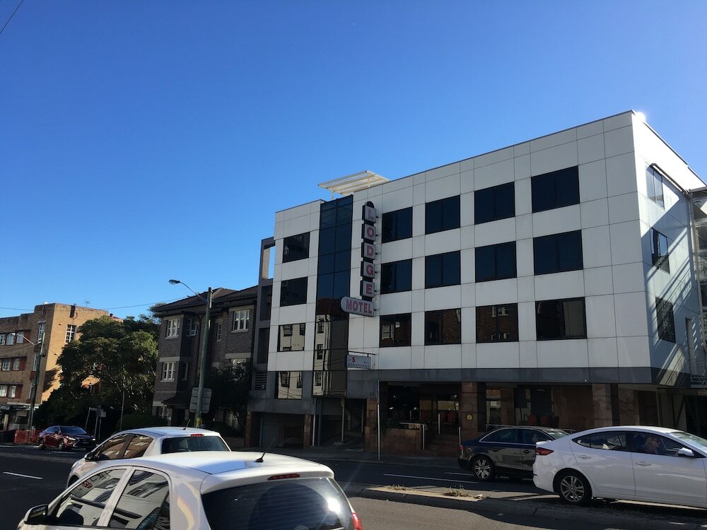 Фото Edgecliff Lodge Motel