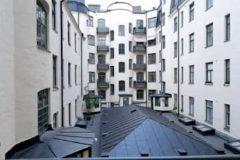 Фото Queen's Hotel by First Hotels