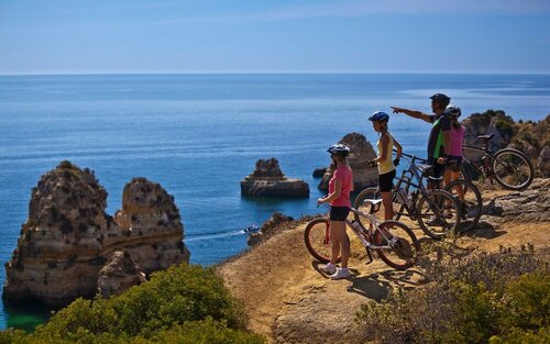 Внешний вид отеля Курортный отель Martinhal Sagres Beach Family Resort в Вила-ду-Биспо, фото 5