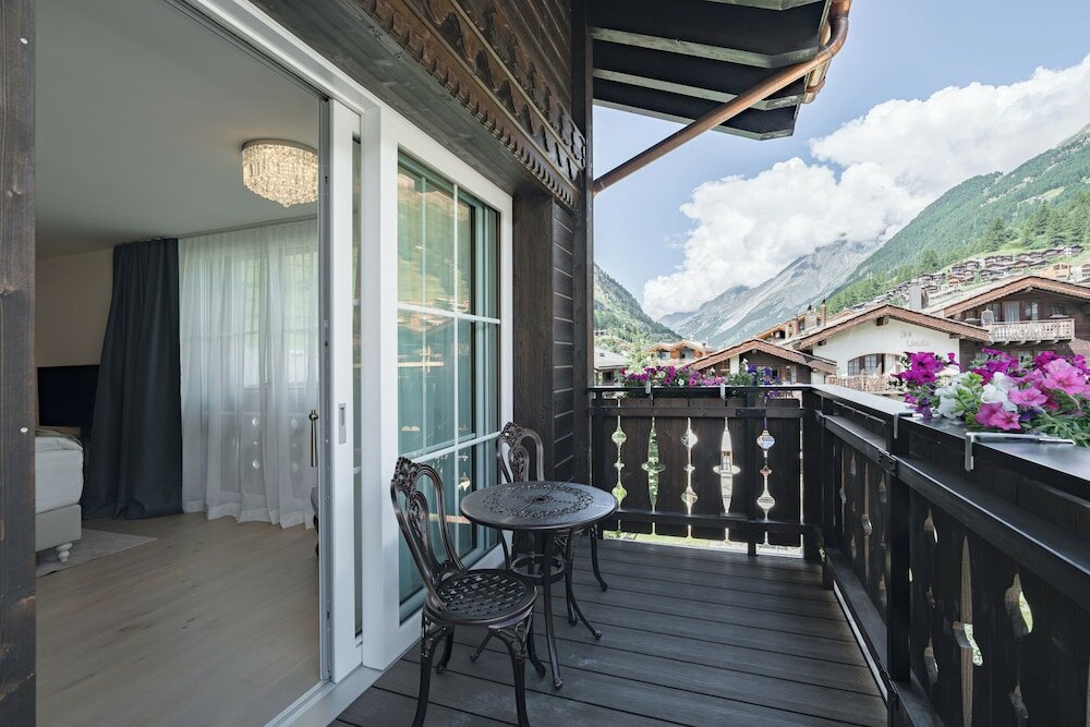 Фото Le Mirabeau Resort & SPA Zermatt