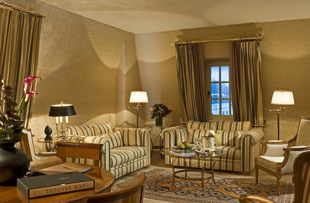 Фото Warwick Grand Place Brussels