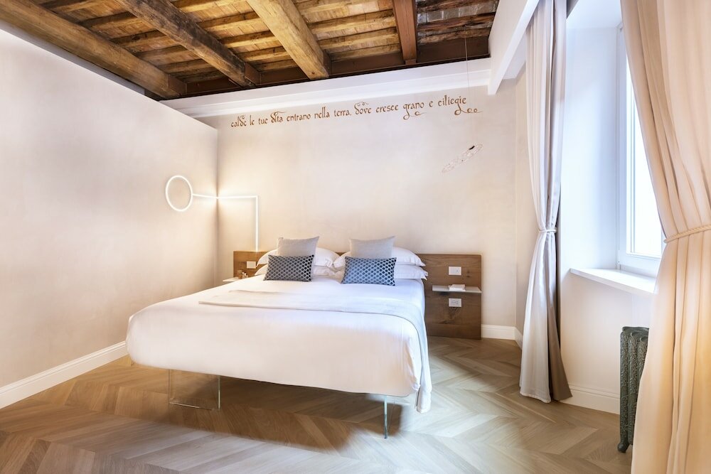 Фото Poēsis Experience Hotel