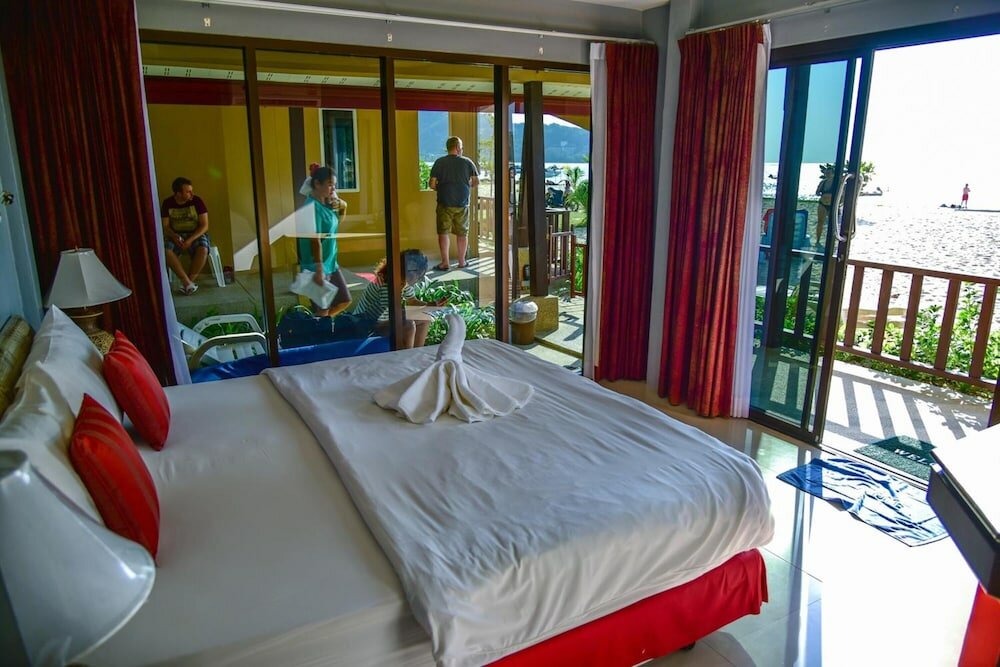 Фото Dang Sea Beach Bungalow