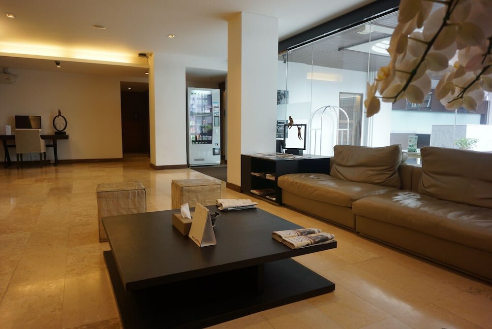 Фото S33 Compact Sukhumvit Hotel