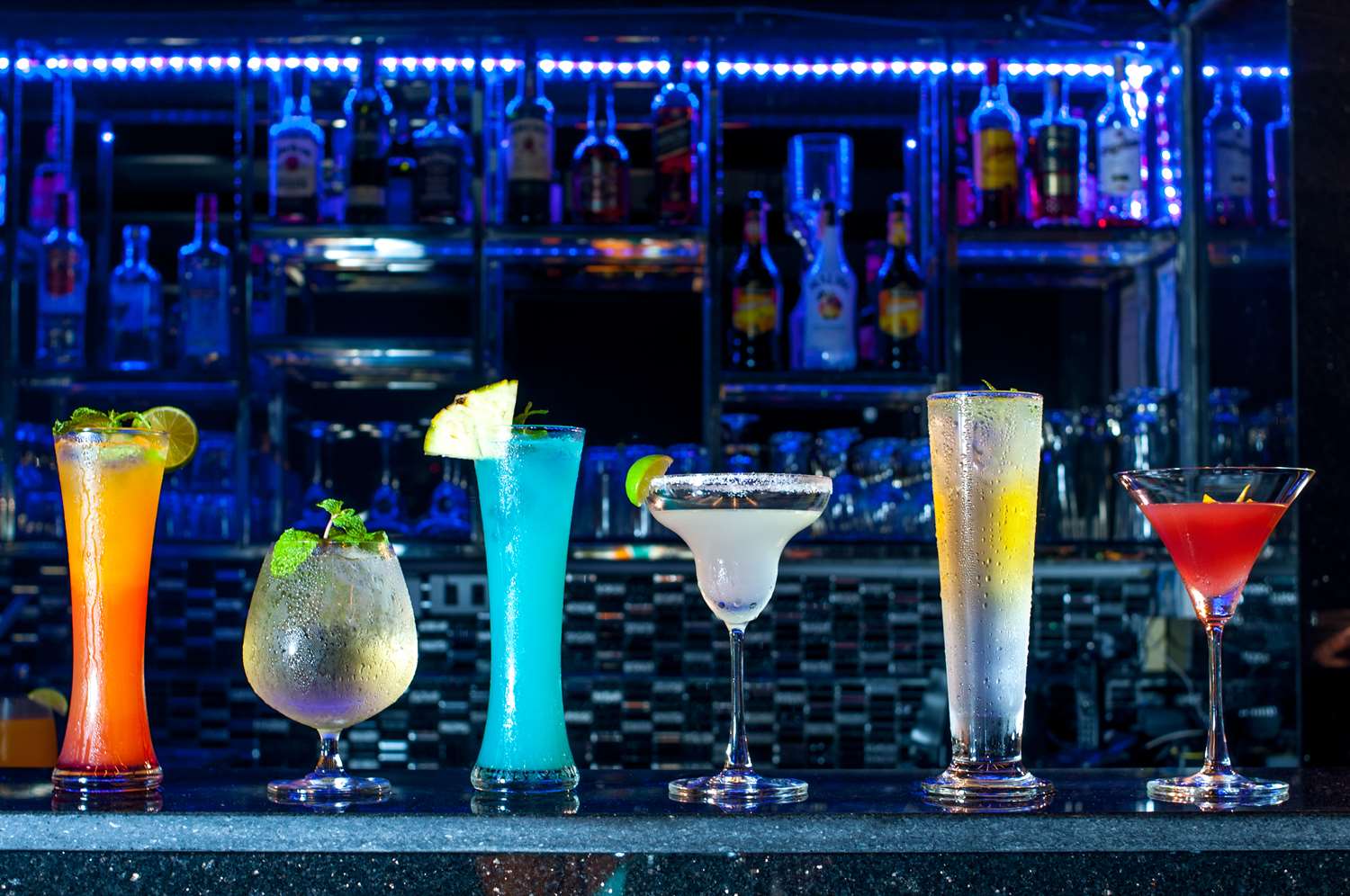 Фото Surestay Plus Hotel by Best Western Sukhumvit 2