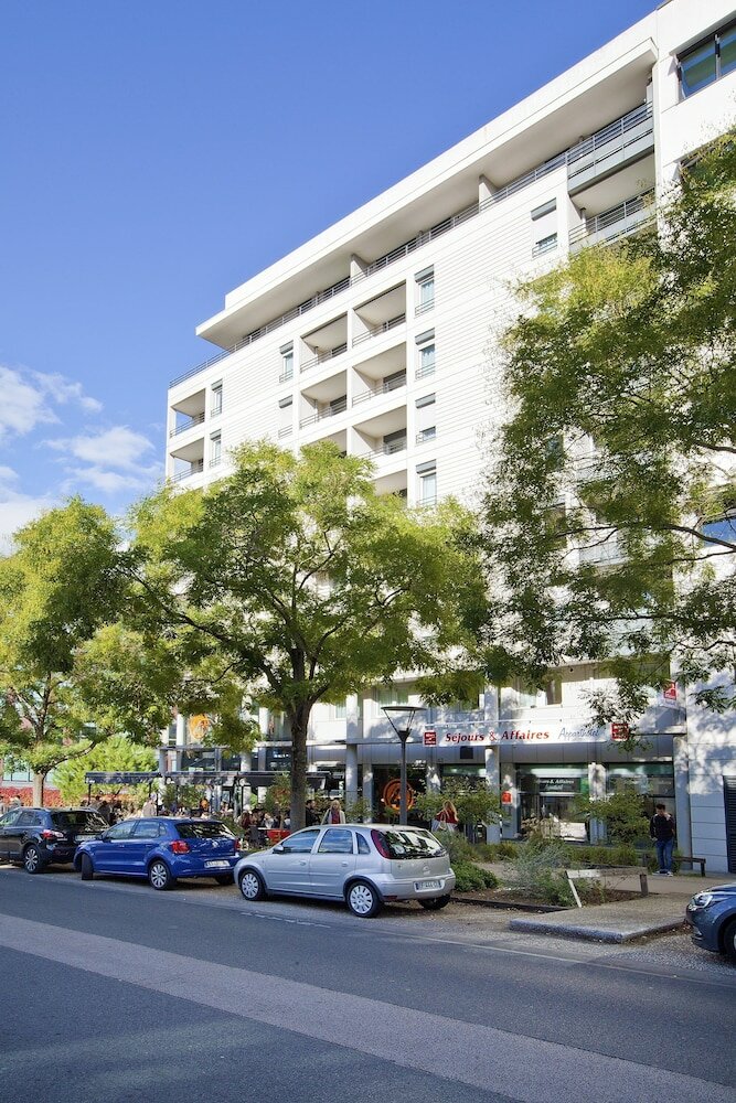 Фото Séjours & Affaires Lyon Park Lane