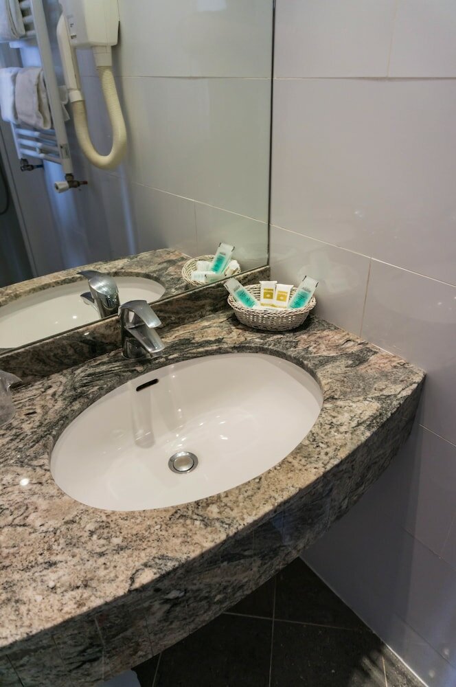 Фото Exelmans Hotel