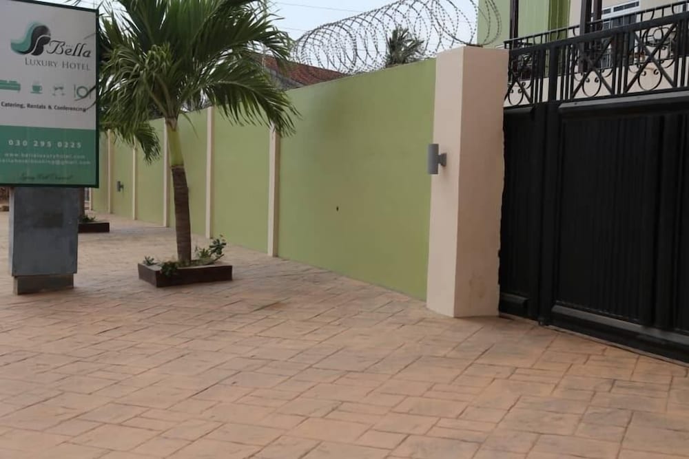 Фото Bella Luxury Hotel