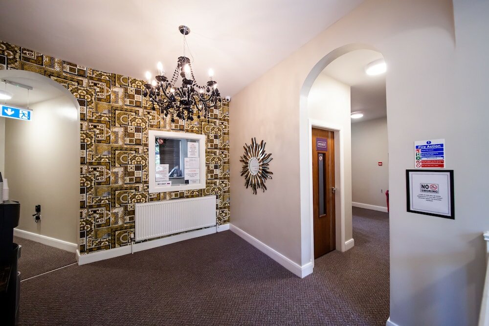 Фото Oyo The Arch, Wembly Stadium