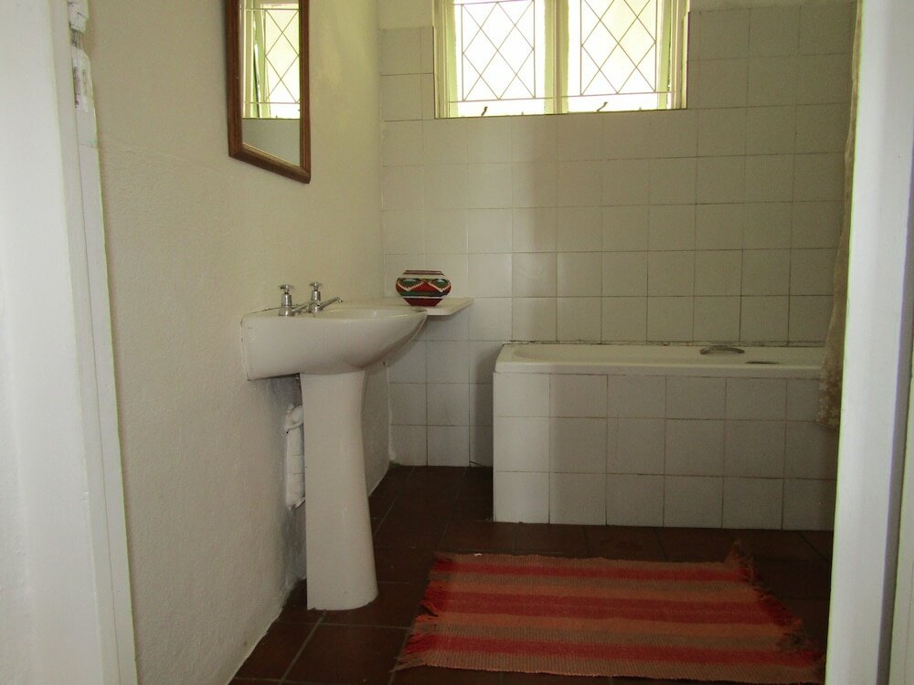 Фото Sugar Hill Manor Guesthouse