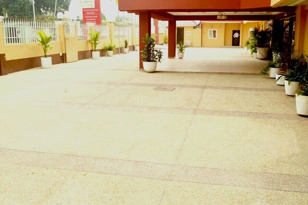 Фото Golden Key Hotel