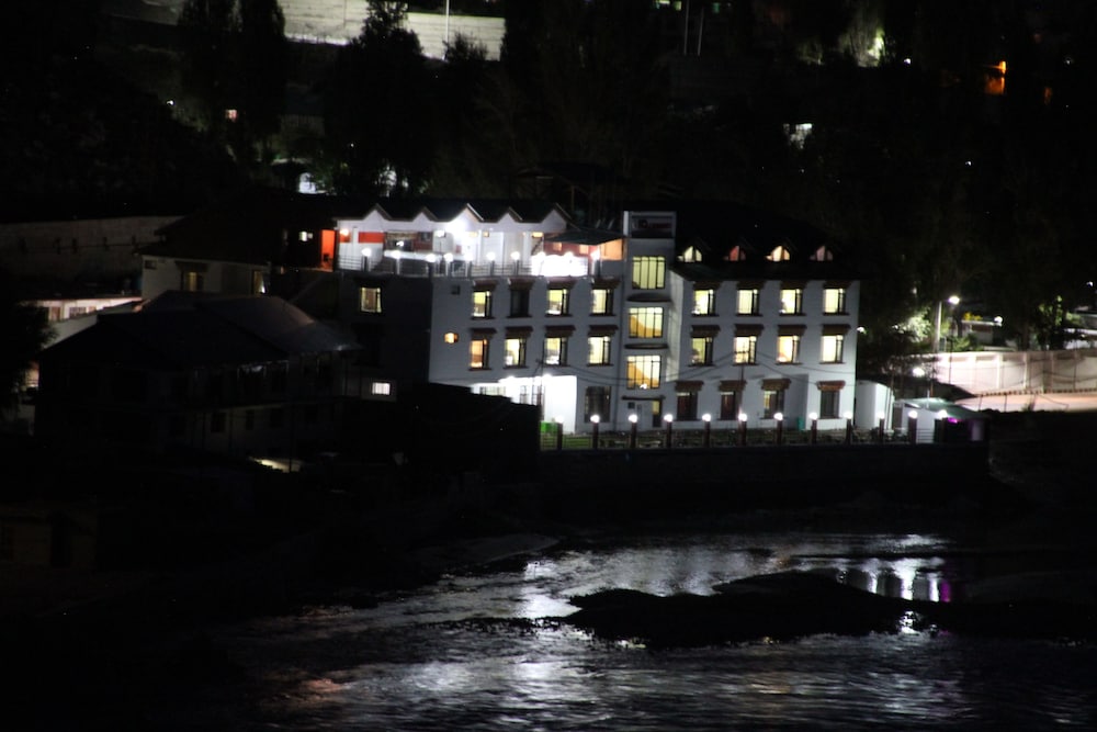 Фото Hotel Royal Gasho