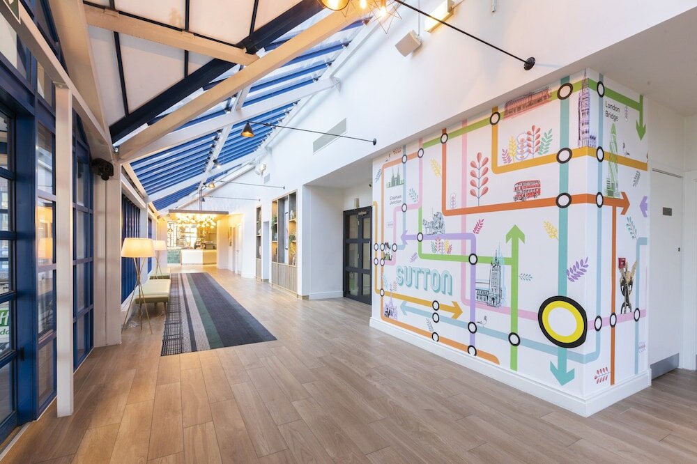 Фото Holiday Inn London - Sutton, an Ihg Hotel