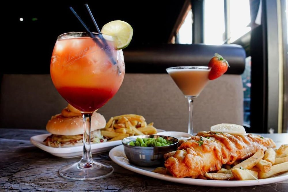 Фото Lomond Park Hotel